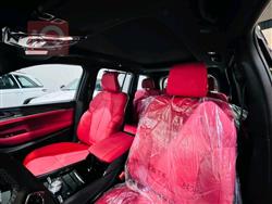 جیپ گراند شیرۆکی